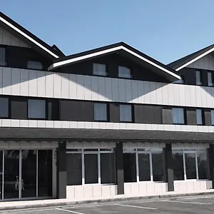Hotel Mercedes, Camargo